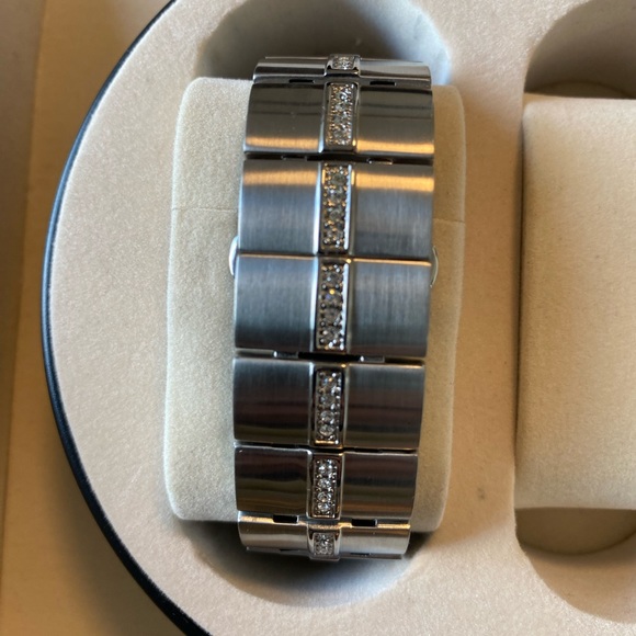 Nixon women’s watch - Picture 3 of 6